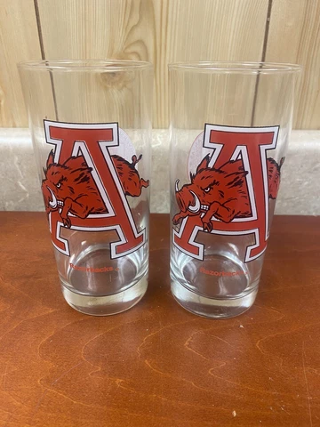 Vintage University of Arkansas Razorbacks  Glass set Cover