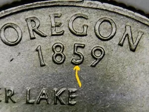 2003-P Oregon State Quarter Reverse Die Chip...............a7 - Picture 1 of 4