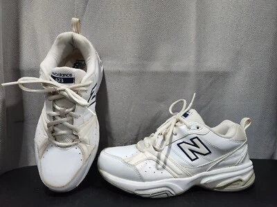 Zapatillas de entrenamiento New Balance para mujer blancas/grises WX623WT2 (D) zapatos con cordones Foto 1 de 4