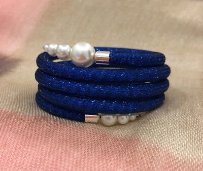 Gift. Handmade Navy Shinny Nylon Mesh Tubing Bracelet, White Pearl -  Jewellery - Image 1 of 4