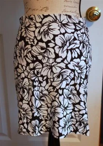 Ralph Lauren Green Label Black and White Floral Skirt Size Medium - Picture 1 of 4