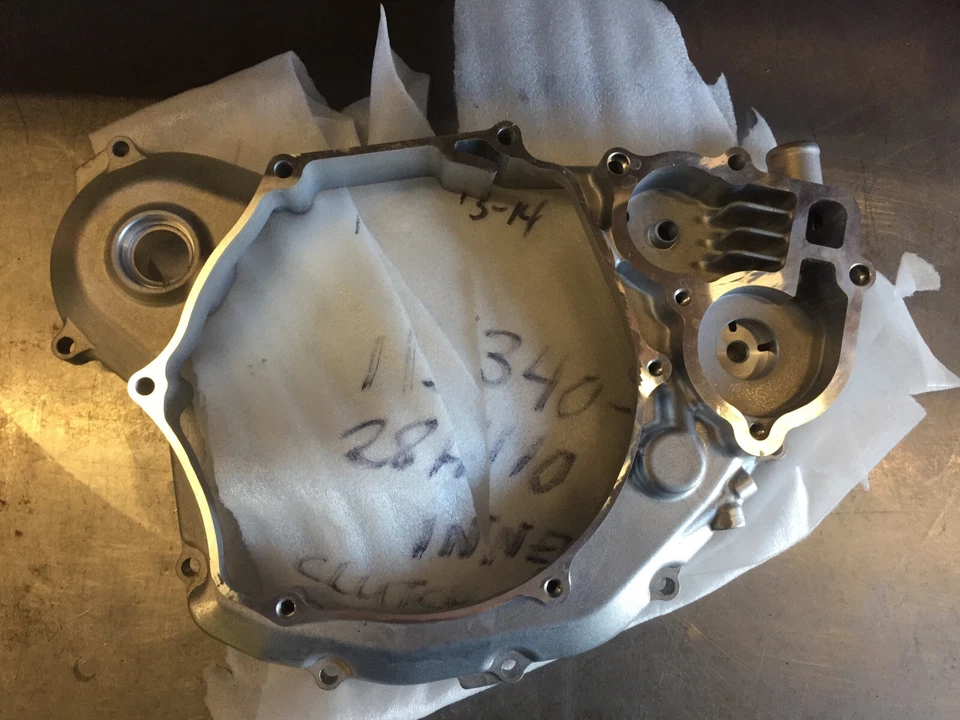 Nueva cubierta de embrague interior Suzuki RMZ 450 13-14 11340-28H10 Foto 1 de 1