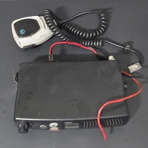 Motorola SM120 UHF Transceiver Radio M34DGC20C2AA GMRS With Microphone - Picture 1 of 6