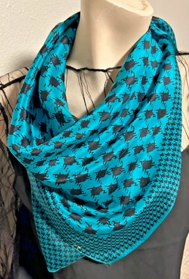 Precioso Vintage 31 x 31 Pulgadas Seda, Grande Verde, Negro Geométrico Oscar DeLarenta Foto 1 de 4