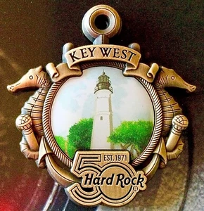2021 HARD ROCK CAFE KEY WEST 50TH ANNIVERSARY 3D SEAHORSES & LIGHTHOUSE LE PIN - Bild 1 von 1