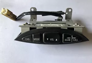 Steering Wheel Stereo Audio Controller Mitsubishi Verada 2003-2005 MR172852 - Picture 1 of 4