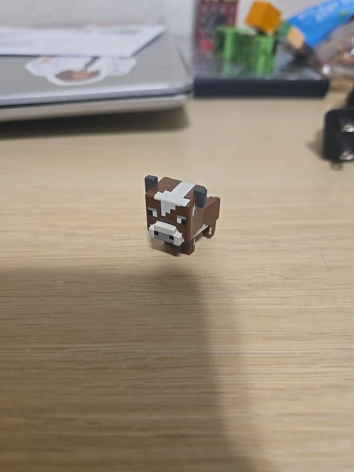 Minifigura de vaca Minecraft Grass serie 1 marrón blanco Foto 1 de 1