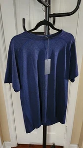 VRST Circuit Seamless Short Sleeve T-Shirt Mens XL Space Blue NWT - Picture 1 of 7