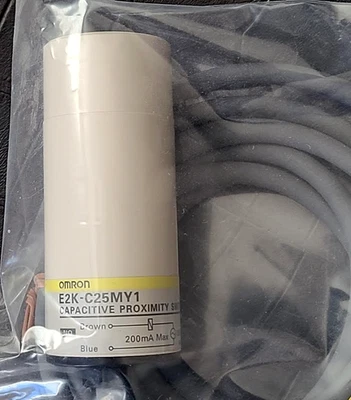 Omron E2K-C25MY1 Capacitive Proximity Switch New NOT BOX - Image 1 of 4