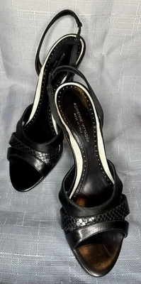 Adrienne Vittadini Negro Slingback Heals Foto 1 de 4