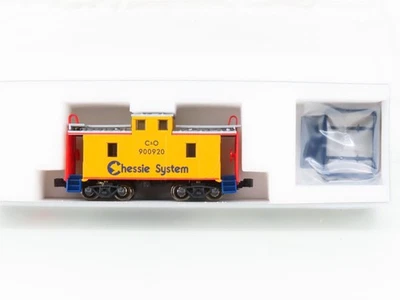 N Scale KATO 186-0303 C&O Chessie System Center Cupola Steel Caboose #900920 - Image 1 of 4