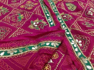Sare magenta vintage de elefante de seda artística, pavo real con cuentas a mano, blusa Y11262 - Imagen 1 de 12