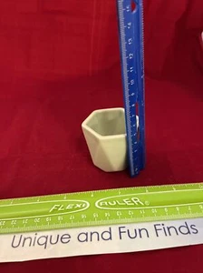 Green Geometric Faceted Planter for Succulents Cactus Arrangements EUC - Picture 1 of 6