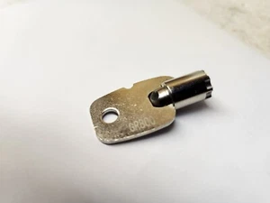 Speed Queen OEM GR 800 Service Door Key ESD 800 Key Whirlpool Kenmore - Picture 1 of 2
