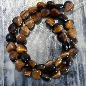 Ojo de tigre natural, forma de corazón, cadena de 10x10x5 mm 40 piezas. Vendedor de oz por correo gratuito - Imagen 1 de 3