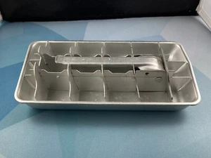 Vintage Aluminum 18 cube Ice Cube Tray Unbranded - Picture 1 of 7
