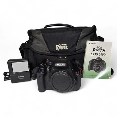 Cámara digital Canon EOS Rebel T3i 18,0 MP SLR DSLR y bolsa para cámara LNC Foto 1 de 4