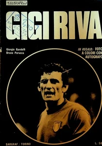 Revista de futbolistas italianos Gigi Riva Calciofilm 17 de octubre de 1973 - Imagen 1 de 3
