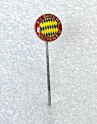 FC Bayern Munich Football Club Munchen E.V. Pin insignia esmalte fútbol Alemania Foto 1 de 3