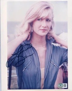 Laura Dern Beckett Authentic Oscar Winning Beautiful Actress Signed 8x10 - Picture 1 of 3