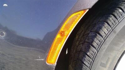 Used Side Marker Light Assembly fits: 2015 Chrysler 200 side marker Grade A Foto 1 de 4