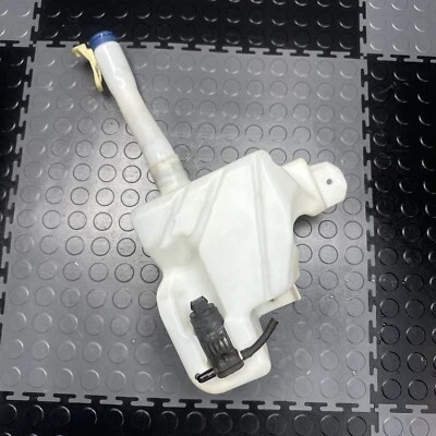 2014–2017 FIAT 500L WASHER TANK - Image 1 of 4