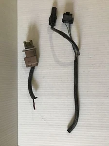 2020-2022 Nissan Versa OEM Driver LH Side Headlight Wire Wiring Harness Clip - Picture 1 of 2