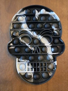 Black White Skull Popit Fidget Sensory Stress Relief Toy Popping - Picture 1 of 4