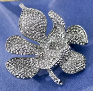 Broche prendedor de cristal con estrás austríaco blanco orquídea planta plateada flor B063 - Imagen 1 de 4