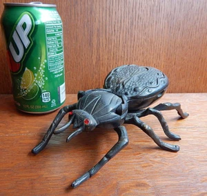 Vintage Spider Jeweled Eyes Large Brass Ashtray Bronze Patina - Picture 1 of 12