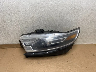 2013 to 2019 Ford Taurus Left Driver LH Side Headlight Halogen OEM U8471 DW - Image 1 of 4