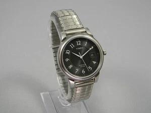 Timex Uhr Herren Indiglo 36mm schwarzes Zifferblatt Datum Stretchband neue Batterie 7,25"+ - Bild 1 von 17