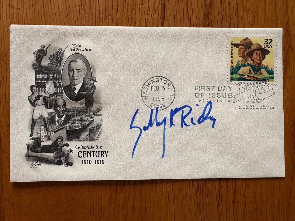 SALLY RIDE AUTOGRAPHED GIRL SCOUT BEGIN FIRST DAY ISSUE 98 CELEBRATE CENTURY FDC - Image 1 of 1