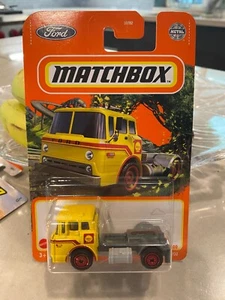Matchbox 1965 Ford C900 Giallo #63 63/100 - Foto 1 di 1