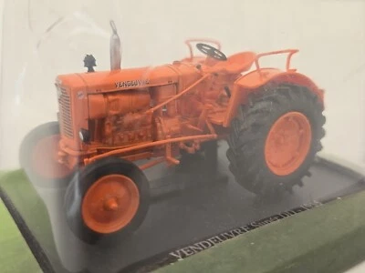 VENDEUVRE SUPER DD 1955 HACHETTE UNIVERSAL HOBBIES 1/43 DIECAST TRACTOR CASED - Image 1 of 2