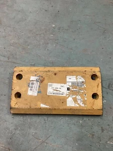 Genuine OEM Cat Bolt-On Heel Plate 315-0095 35 mm Bolt-On Rectangular Heel Plate - Picture 1 of 4