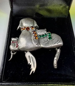 Perro Gato Estrás Colas de Peltre Cuelga Tono Plata Prendedor Figura Joyería De Colección - Imagen 1 de 7