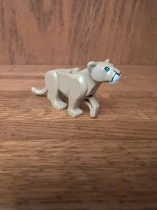 Lego Mountain Lion Cat Lioness Minifigure Animal  - Picture 1 of 12