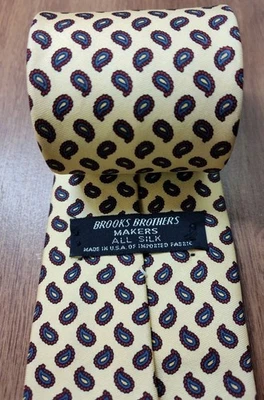 Corbata de seda vintage Brooks Brothers Makers para hombre 57x3 1/4" dorada amarilla EE. UU. Foto 1 de 4