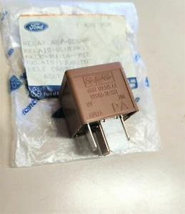 RELE' RELAY STUFA CANDELETTA 5 PIN MARRONE FORD FIESTA 12V 70A ORIGINALE 1435908 - Imagen 1 de 1