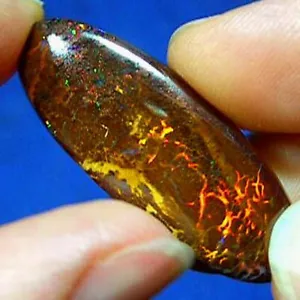 Colores gema ardiente * ópalo de hombro de matriz sólida australiana natural de 24 quilates * ver video - Imagen 1 de 1