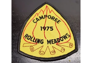 Vintage Girl Scouts 1975 Camporee Rolling Meadows Patch - Picture 1 of 3