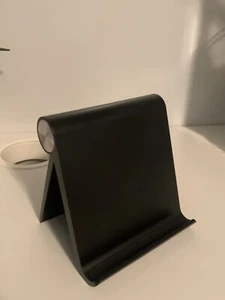 Adjustable Phone And Tablet Stand - Photo 1 sur 3