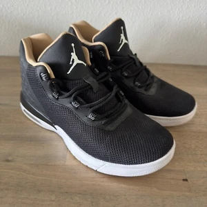 Nike Air Jordan Academy 844520 012 Black Basketball Shoes Sneaker Size 5.5Y - Picture 1 of 9