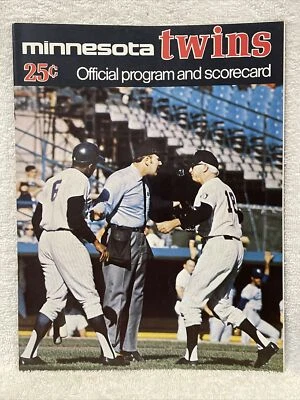 VINTAGE Minnesota Twins 1971 Program vs. Chicago White Sox Program, Tony Oliva! - Image 1 of 4