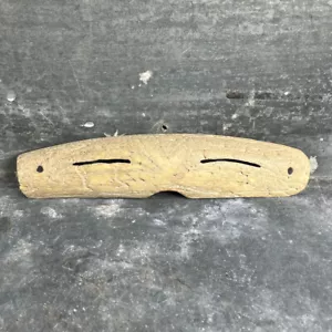 Ancienne, antique Lunettes Inuit Authentiques en Os. XIXe cabinet Curiosités - Bild 1 von 12