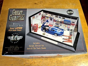 KIT ESPOSITORE modello GRANDI GARAGE con DODGE VIPER GTS SUPER COUPE' - Foto 1 di 2