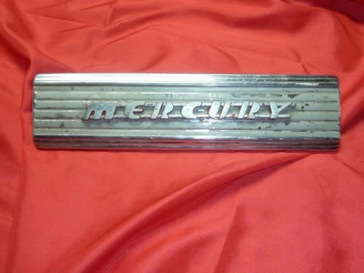 Guantera Mercury 1946 1947 1948 emblema de puerta original Foto 1 de 3