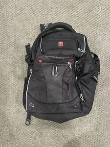 SWISSGEAR 6752 ScanSmart Airflow Laptop Tablet iPad Backpack Black Red - Picture 1 of 20