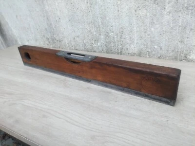 ANCIEN NIVEAU A BULLE - Photo 1/4